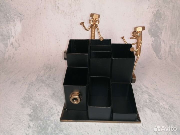 Карандашница, органайзер из металла