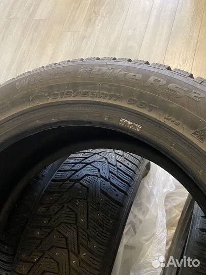 Hankook Winter I'Pike RS2 W429 215/55 R17 98T