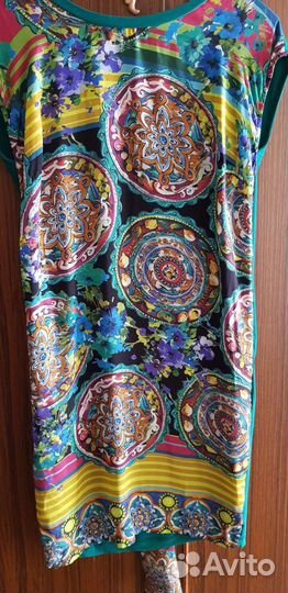 Платья