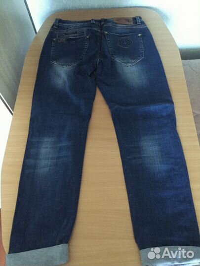 Джинсы