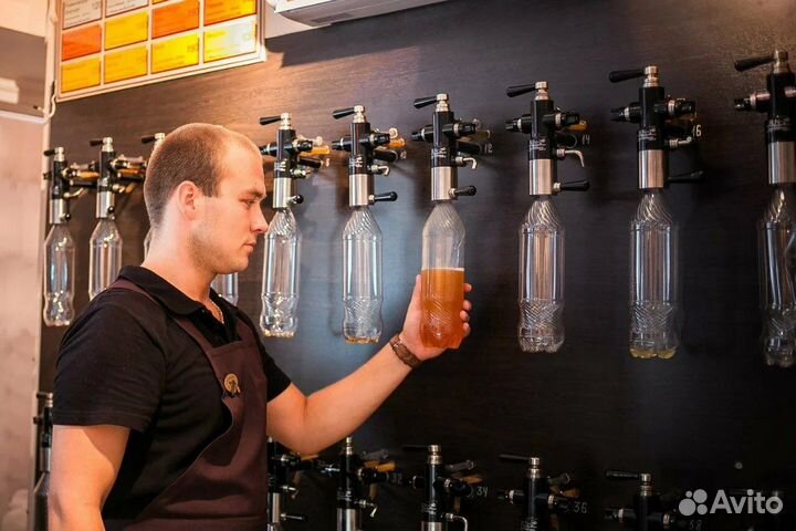 Продавец разливного пива