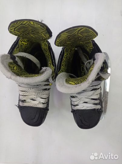 Коньки хоккейные