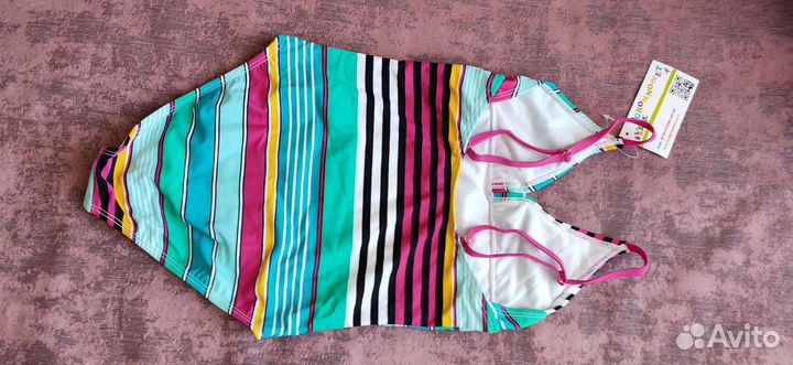 Купальник новый 10 лет