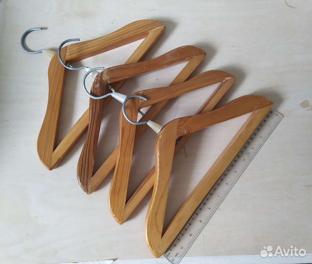 Вешалки плечики детские деревянные