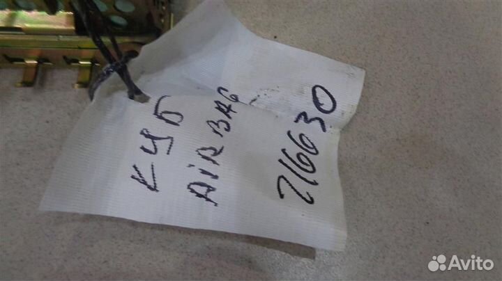 Подушка безопасности пассажирская в торпедо Nissa