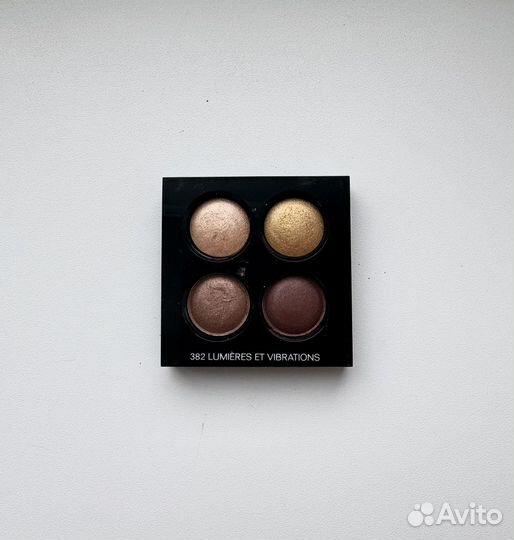 Chanel тени для век 382 lumieres et vibrations