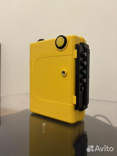 Кассетный плеер Sony Walkman WM-F73