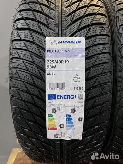 Michelin Pilot Alpin 5 255/35 R19 и 225/40 R19 96V