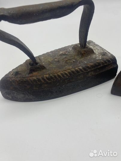 Утюг чугунный старинный