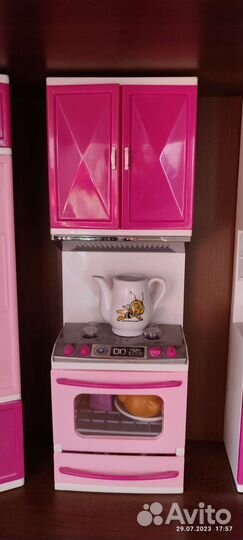 Детские игрушки кухня