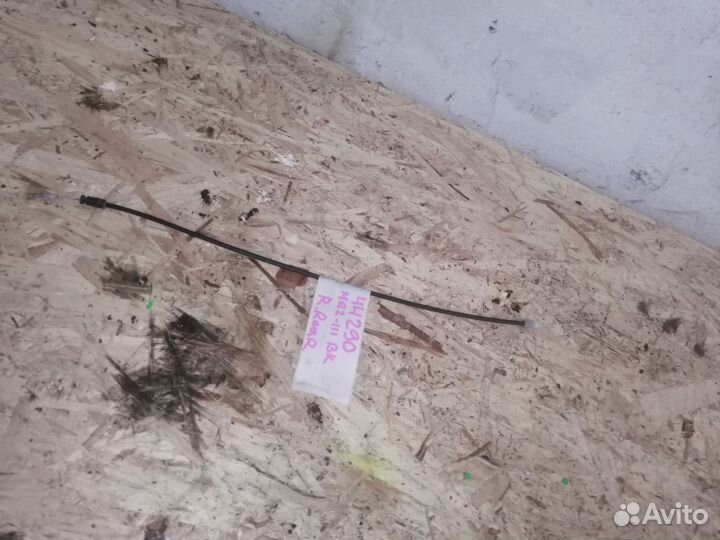 Трос замка двери задней правой мазда 3 бк седан