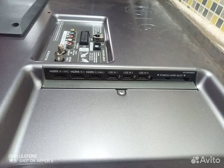 Телевизор LG 42LB650V