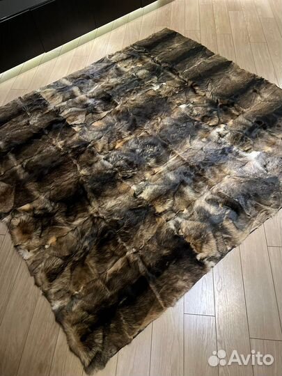Покрывало из шкур волка
