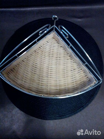 Полки, корзинки интерьерные штучки