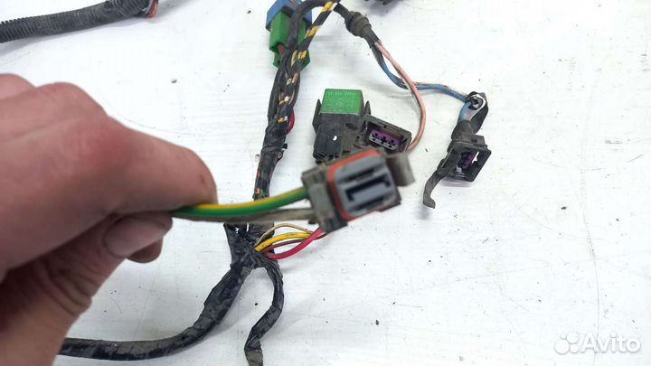 Проводка двигателя Peugeot 607