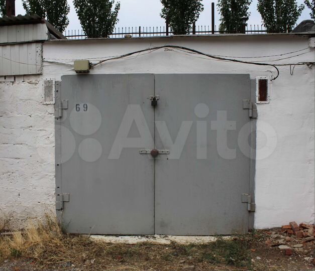 Гараж, > 30 м²