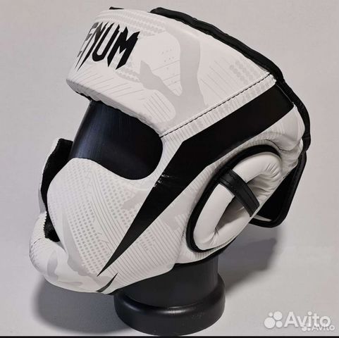 Боксерский шлем venum