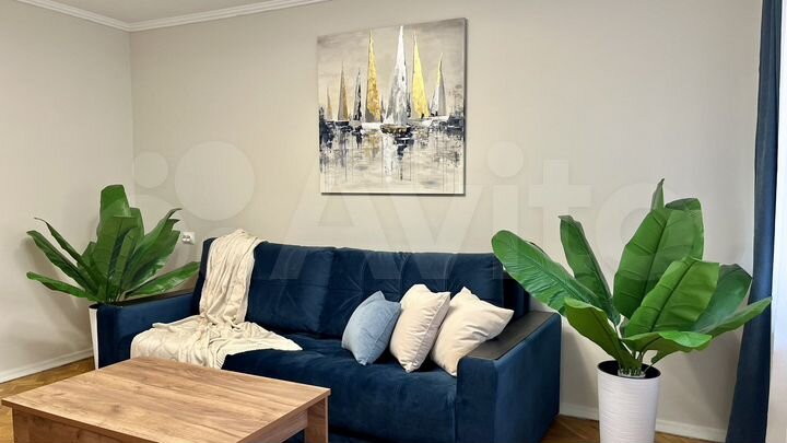 2-к. квартира, 70 м², 8/14 эт.