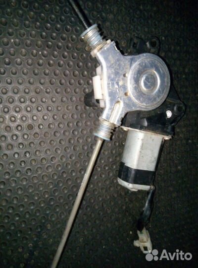 Стеклоподъемник передний левый Great Wall Hover H2