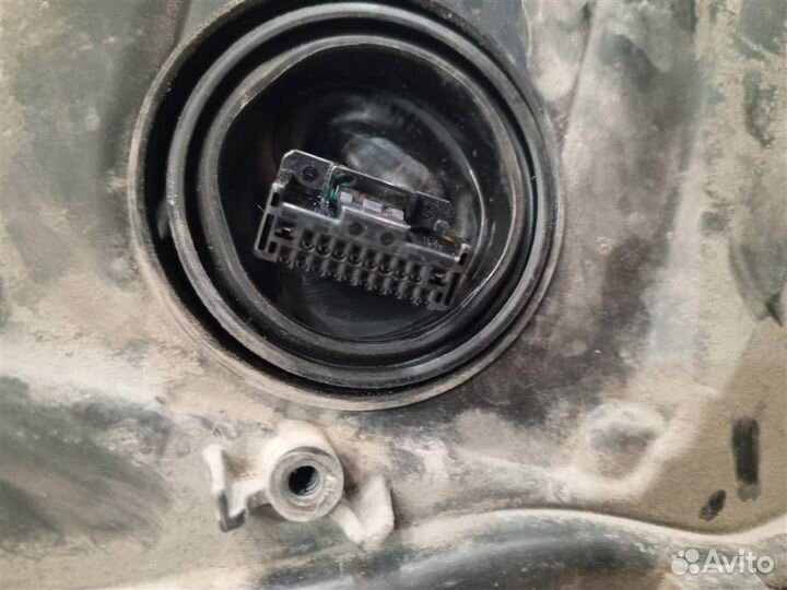 Фара правая Toyota Camry