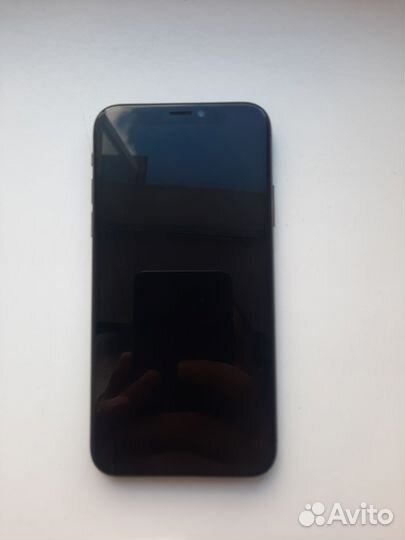 iPhone X, 64 ГБ