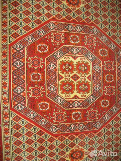 Ковер фабричный чисто шерстяной