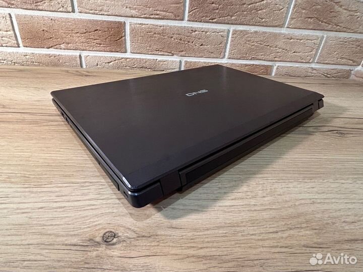 Ноутбук DNS W650SH(core I3+GT740M-2GB+8GB+SSD 128)