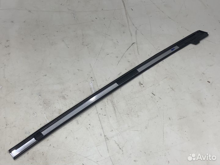 Молдинг рамки двери Mazda CX-5 KF