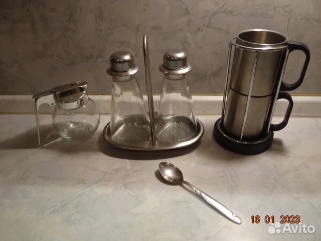 Соусница-маслёнка двойная с дозатором