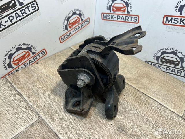 Опора двигателя правая Mitsubishi Lancer 10 4A92