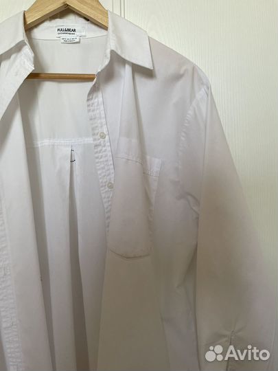 Рубашка белая Pull&Bear