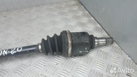 Привод передний правый toyota avensis T25 (HDN20N101)