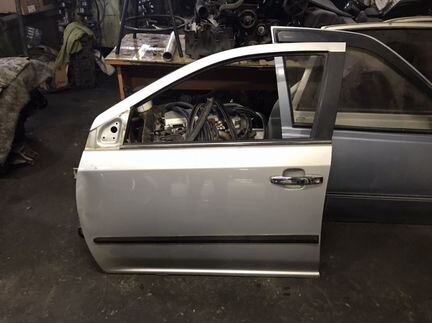 Geely MK Cross дверь передняя левая