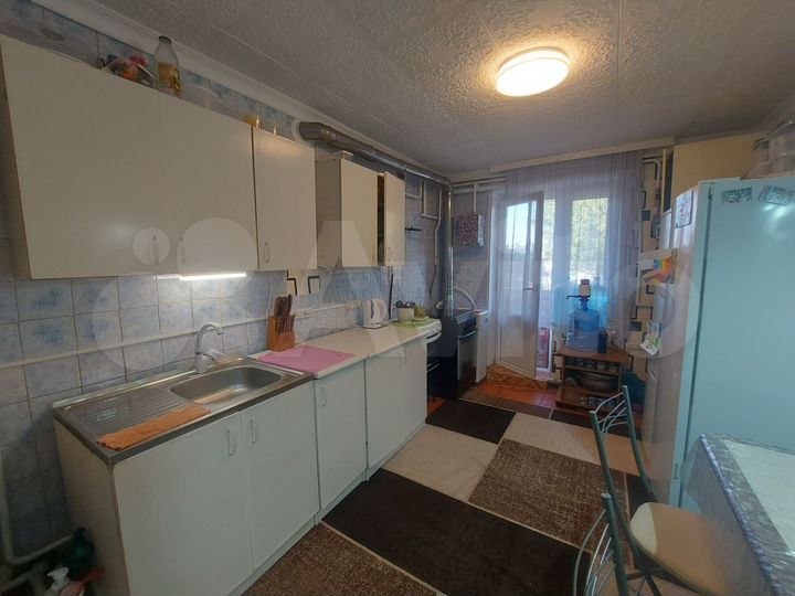 3-к. квартира, 65 м², 1/3 эт.