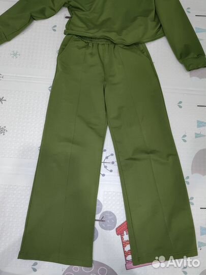 Костюм женский 42 44 Джинсы зелёные стильные 44-46