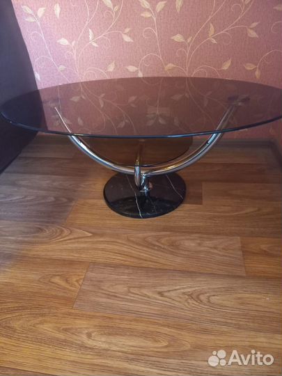 Журнальный стол