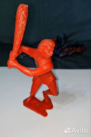 Игрушки из 90-х (робозвери, Gi Joe, дикари)