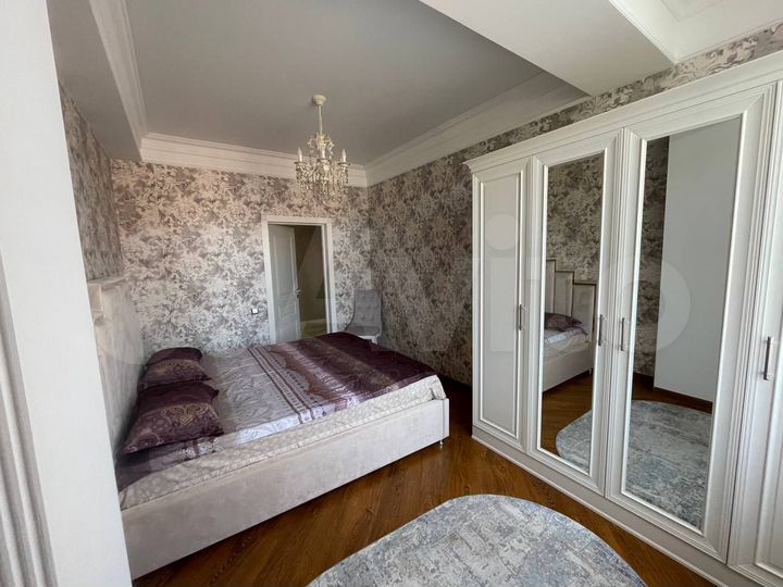 2-к. квартира, 78,5 м², 10/12 эт.