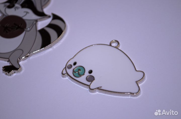 Мой счастливый брелок Мопс Енот Белек