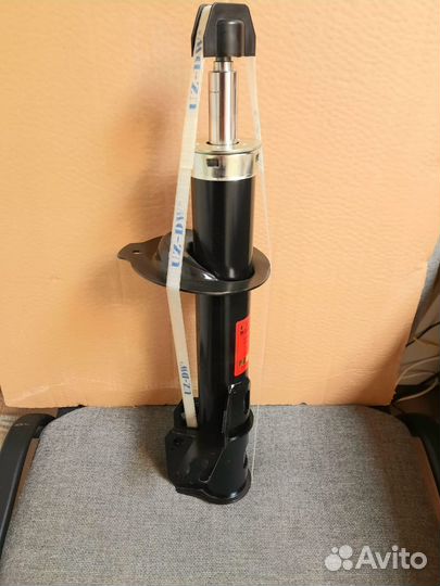 Стойка амортизатора