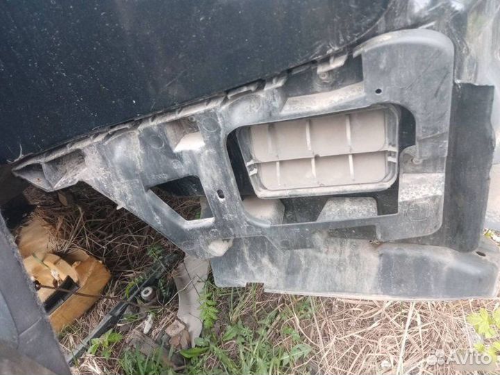 Кронштейн бампера задний Renault Laguna 2 2.2 2003