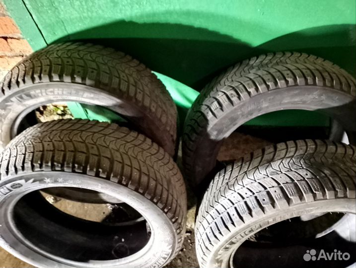 Michelin MX4 215/55 R17