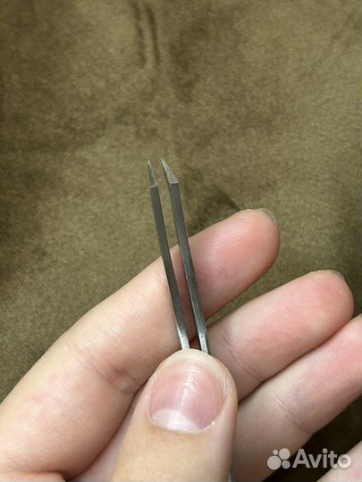 Пинцет для наращивания ресниц