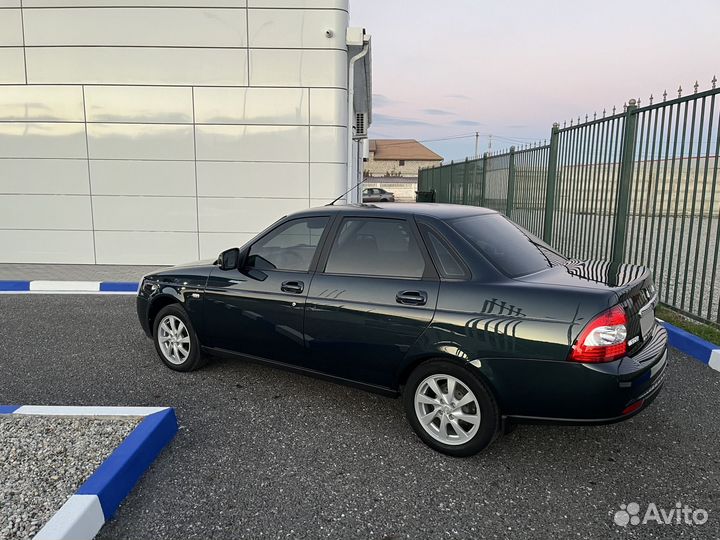 LADA Priora 1.6 МТ, 2012, 200 000 км