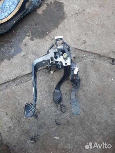 Volkswagen Passat в5 педальный узел