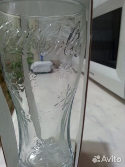 Стаканы coca cola зимней или летней серии