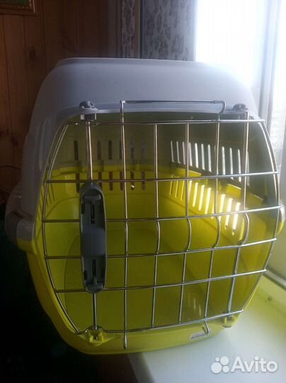 Переноска для кошек и собак пластиковая