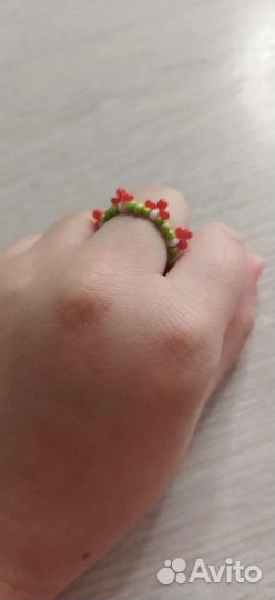 Колечко из бисера с грибочками