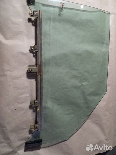 Стекло Mercedes-Benz SL-класс R107