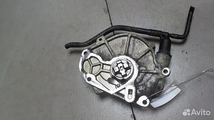 Насос вакуумный Seat Ibiza 4, 2011